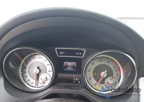 2016 Mercedes-Benz Gla 250 4Matic z USA, uszkodzony, nr VIN WDCTG4GB4GJ224393